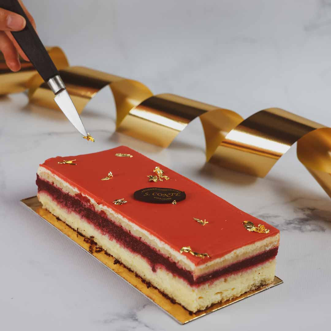 Gâteau opéra gai rouge